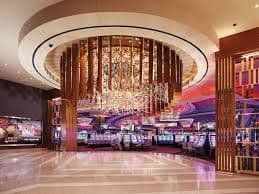 Okie Live Casino Myanmar MMK ဖြင့် Baccarat Live Dealer ကစားနေသည့် မြင်ကွင်း